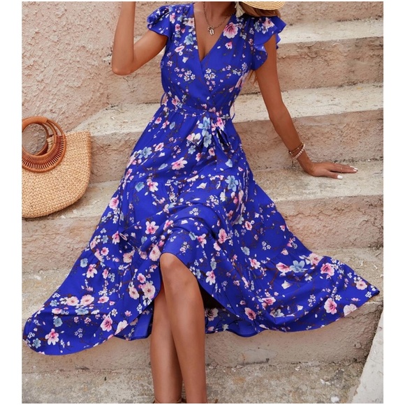 Boho Floral Print Butterfly Sleeve Maxi Dress - Picture 11 of 16